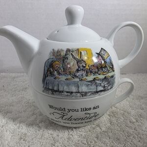 Alice in Wonderland Tea-for-One Set - White with Multi-Color Illustration